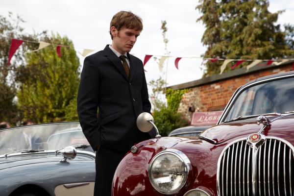 Bild 1 von 4: Endeavour Morse (Shaun Evans) hat ein Auge für Details.