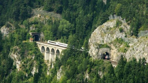 Bild 1 von 7: Im Bild: Die Semmerringbahn.