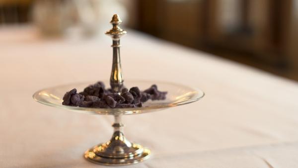 Bild 1 von 4: Kandierte Veilchen.