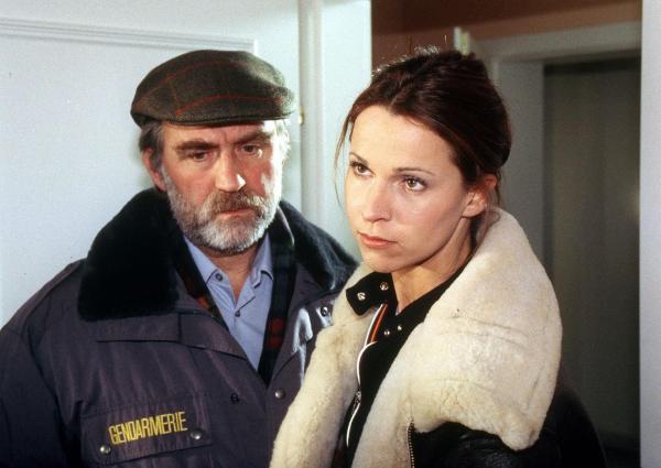 Bild 1 von 3: Im Bild: Heinz Marecek (Rudi Aschenbrenner), Doris Schretzmayer (Lisa Engel).