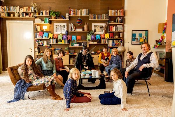 Bild 1 von 8: Im Bild: Laura Tonke (Iris, Mutter), Devid Striesow (Richard, Vater).