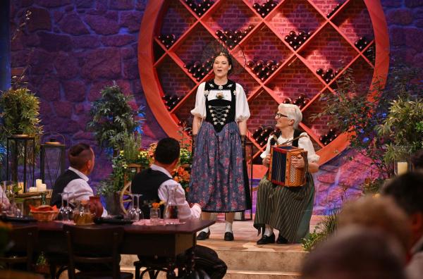 Bild 1 von 8: Daria Occhini tritt gemeinsam mit Susanne Farner auf.