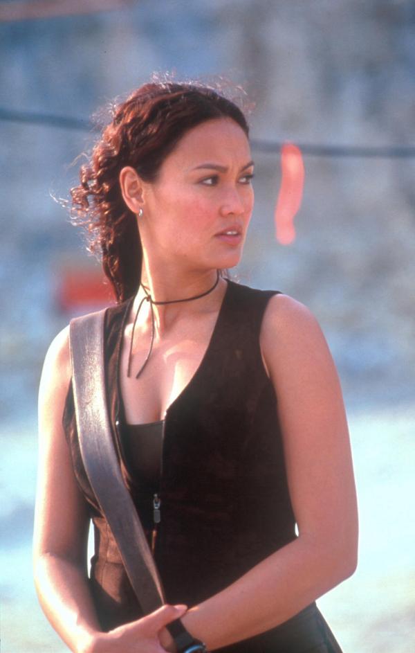 Bild 1 von 9: Die attraktive Sydney Fox (Tia Carrere) ist Professorin für Kunstgeschichte an der Universität von Toronto.