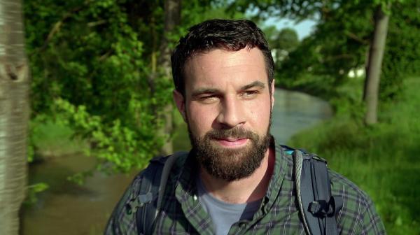 Bild 1 von 2: Steffen König an der Rems.