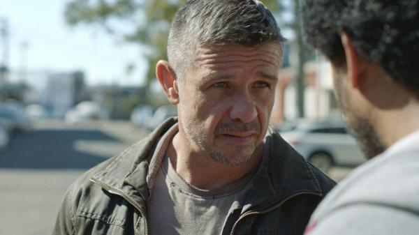 Bild 1 von 6: Dave (Matt Nable)