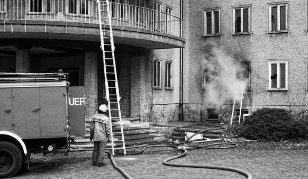 Bild 1 von 21: Durch Vandalismus kam es in den 90er Jahren oft zu Feuerwehr-Einsätzen am leerstehenden Heckert-Heim.