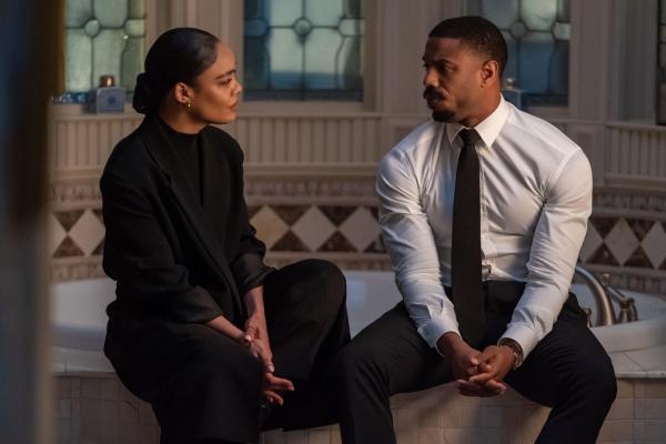 Bild 1 von 9: Bianca Taylor (Tessa Thompson, l.); Adonis \