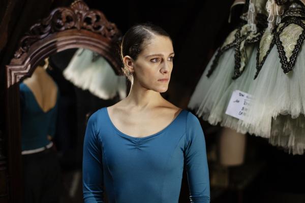 Bild 1 von 4: Zoés (Ariane Labed) Ruf als \