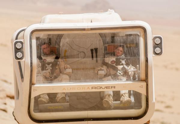 Bild 1 von 4: Vincent Campbell (Liev Schreiber, l.); Rebecca Lane (Romola Garai, r.)