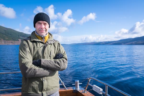 Bild 1 von 10: Dirk Steffens ist in Schottland auf den Spuren von Nessie.