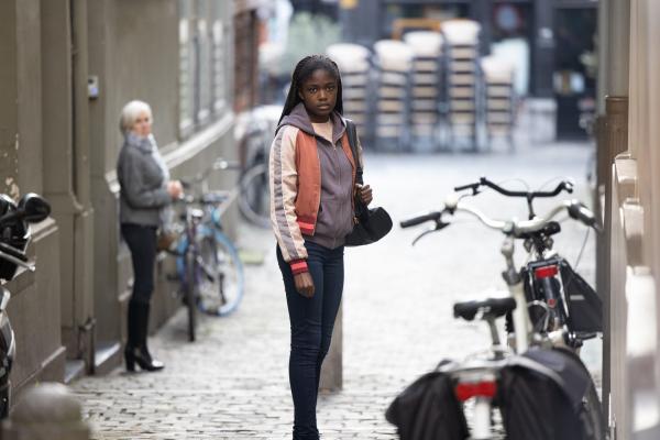 Bild 1 von 3: Zoé (Jessyrielle Massengo)