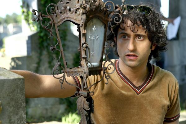 Bild 1 von 35: Im Bild: Serkan Kaya (Ronnie Galafinides).