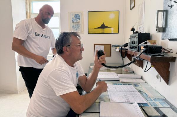 Bild 1 von 16: Alle drei Stunden melden die Leuchtturmwärter von Palagru?a dem Kroatischen Meteorologischen Institut die Wetterdaten.