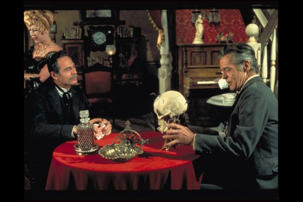 Bild 1 von 6: Vernon Adams (Robert Duvall, l.); Sabbath Cotton Ryan (Robert Ryan, r.)