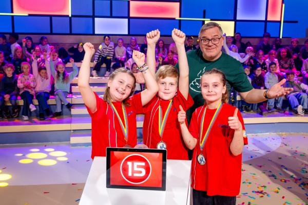 Bild 1 von 11: Das rote Team hatte viel Spaß bei der Aufzeichnung.