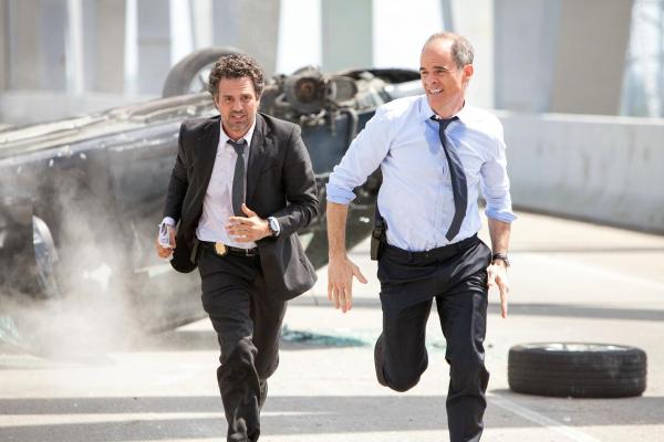 Bild 1 von 18: Im Bild: Mark Ruffalo (Dylan Rhodes), Michael Kelly (Agent Fuller).
