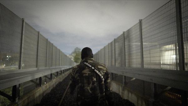 Bild 1 von 3: Alpa auf dem Weg zu seinem Arbeitsplatz.