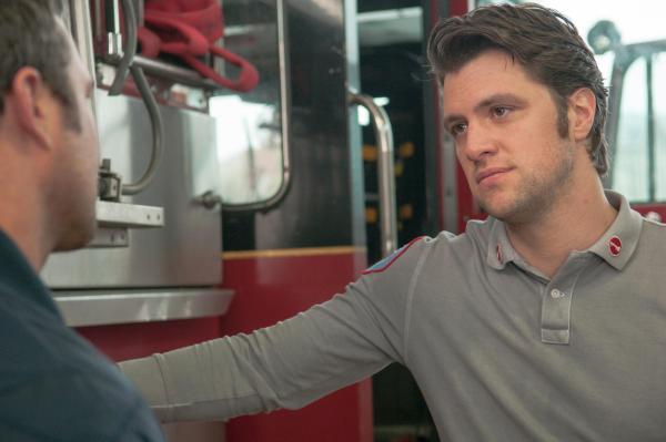 Bild 1 von 9: Chicago Fire Season1 EP Viral,Chicago Fire Staffel1 EP Ein Blick ist nur ein Blick