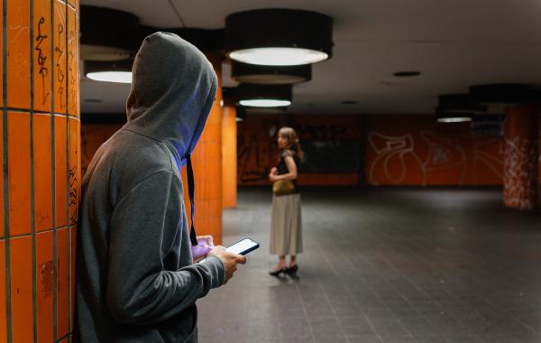 Bild 1 von 3: Das Sicherheitsgefühl der Deutschen ist zurückgegangen.