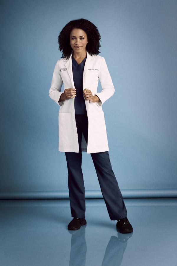 Bild 1 von 30: (17. Staffel) - Dr. Maggie Pierce (Kelly McCreary)