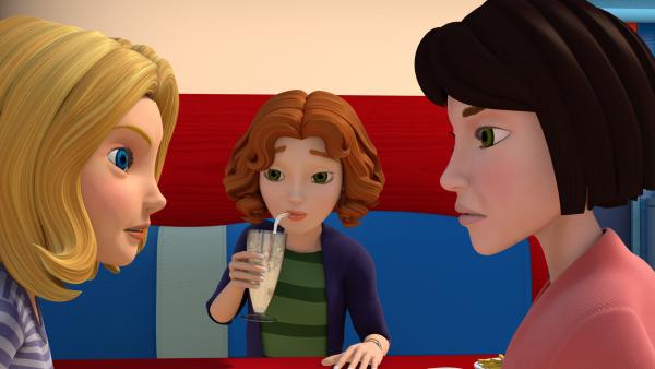 Bild 1 von 4: Wendy (li.) und Bianca können es kaum glauben, dass Tanja (re.) die Motorcross-Fahrer in Schutz nimmt. Dabei hätten die sie vorhin im Wald fast umgefahren.