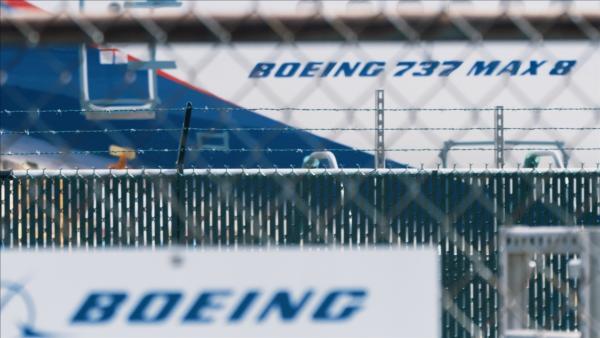 Bild 1 von 2: Aufgrund einer fehlerhaften Software stürzen 2018 und 2019 zwei Boeing-Maschinen ab.
