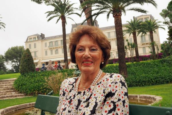 Bild 1 von 9: Im Bild: Maja Oetker kaufte gemeinsam mit ihrem Mann Rudolf-August Oetker 1969 das Hotel du Cap-Eden-Roc.
