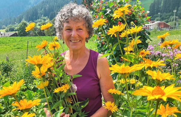Bild 1 von 4: Blumen gibt es in jedem Bauerngarten. Bei Maria Zingerle im Antholzer Tal in Südtirol wachsen besonders viele.