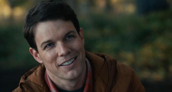 Bild 1 von 4: Harry (Jake Lacy)