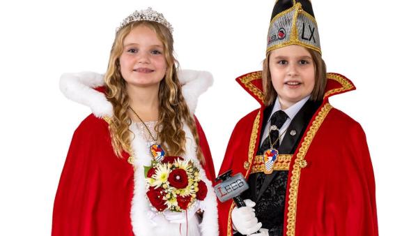 Bild 1 von 19: Im Bild: Prinz Gaudelius LX. & Prinzessin Lena I. Lena Taurer (9) und Linus Leeb (10) sind das Kinderprinzenpaar für den Jubiläums-Kinderfasching
