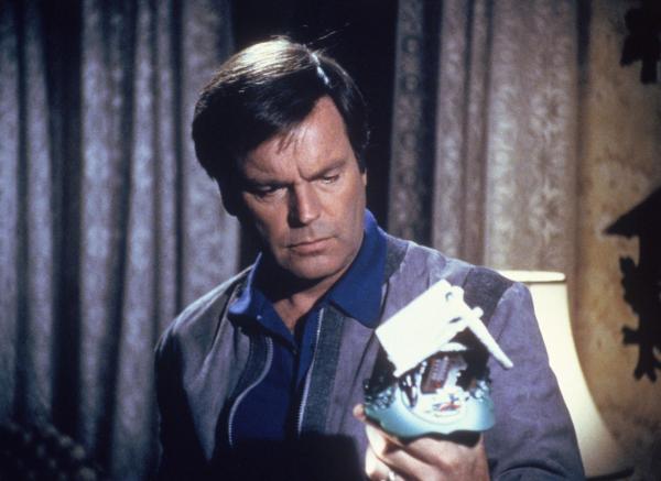 Bild 1 von 12: Jonathan Hart (Robert Wagner)