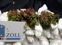 Der Zoll - Auf Schmugglerjagd (1)