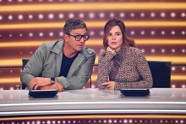 Bild 1 von 7: Hans Sigl (l.); Katrin Bauerfeind (r.)