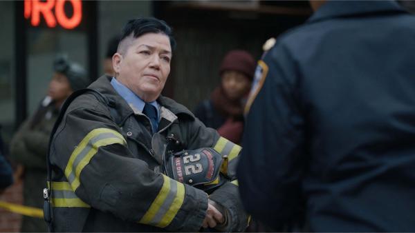 Bild 1 von 12: Fire Marshal Nicky Greenville (Lea DeLaria)