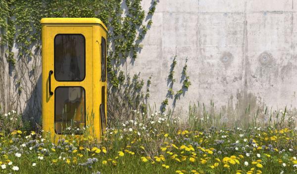 Bild 1 von 15: Die gelbe Telefonzelle - lange das Symbol für fernmündliche Kommunikation in die weite Welt. Mit dem Aufkommen von Mobiltelefonen hat das Ende der öffentlichen Fernsprechhäuschen begonnen.