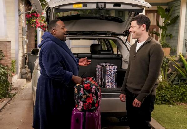 Bild 1 von 18: Calvin Butler (Cedric the Entertainer, l.); Dave Johnson (Max Greenfield, r.)
