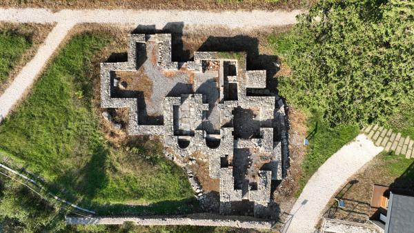 Bild 1 von 4: Die Festung von Archäopolis im heutigen Georgien war selbst für Kriegselefanten uneinnehmbar.