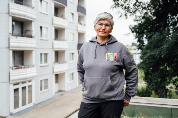 Bild 1 von 7: Claudia Druschke ist selbständige Hausmeisterin. Eine, die gern anpackt.