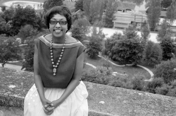 Bild 1 von 2: Josephine Baker auf Schloss Les Milandes, 1961