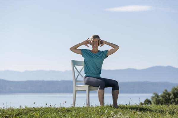 Bild 1 von 1: Beckenbodentraining mit Gabi Fastner.