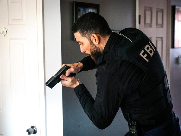 Bild 1 von 4: Special Agent Omar Adom 'OA' Zidan (Zeeko Zaki)