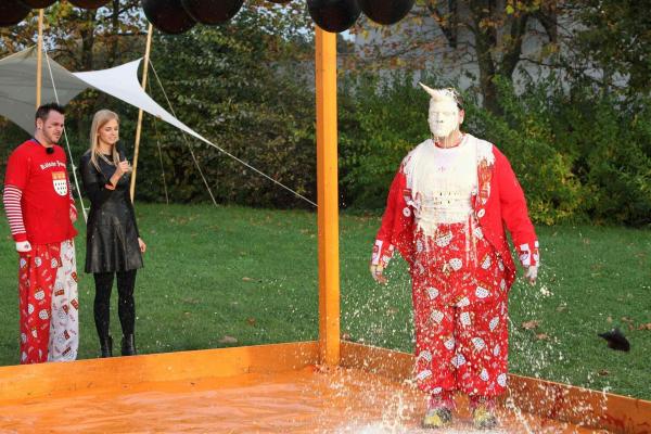 Bild 1 von 11: Ambitionierte Kerle, wagemutige Frauen, crashreiche Actionspiele: In der Physical-Game-Show \