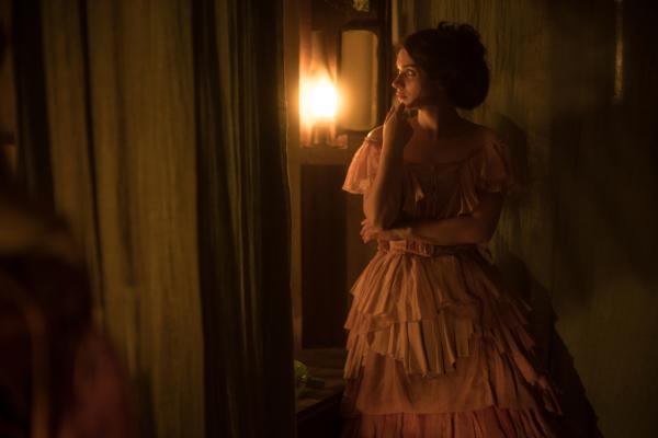Bild 1 von 5: Anna Wetherell (Eve Hewson)