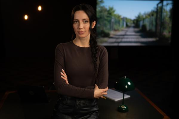 Bild 1 von 9: Moderatorin Paulina Krasa stellt den Fall \