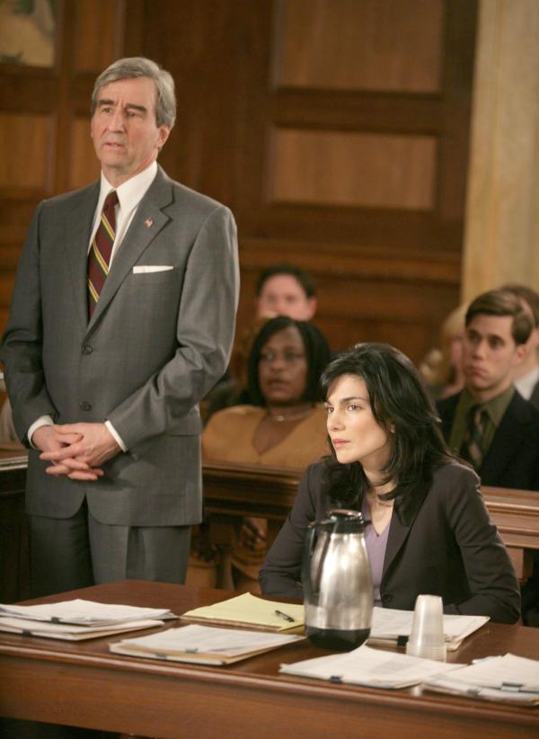 Bild 1 von 1: (l-r) Sam Waterston as Executive Assistant District Attorney Jack McCoy, Annie Parisse as Assistant District Attorney Alexandra Borgia -- NBC Universal