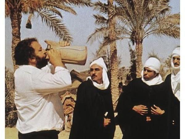 Bild 1 von 4: Rizzo 'Piedone' (Bud Spencer)