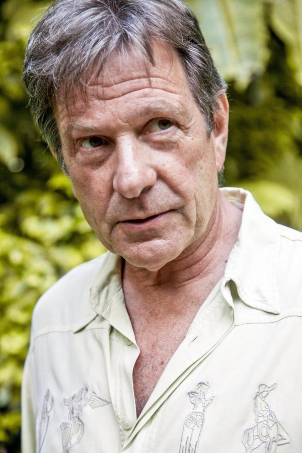 Bild 1 von 33: Im Bild: Michael Brandon (Joel Maurice).