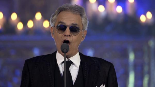 Bild 1 von 1: Andrea Bocelli