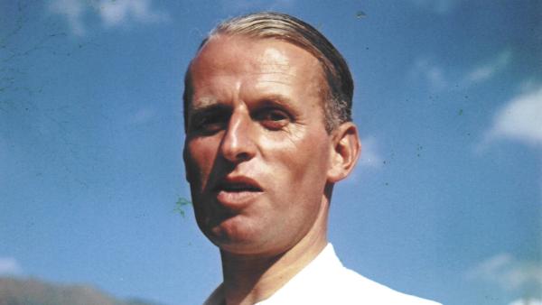 Bild 1 von 2: Privataufnahme von Hans Kammler,  der SS-General war Hitlers Geheimwaffenchef. Offenbar hat er den Krieg überlebt und diente den USA als Wissensträger.