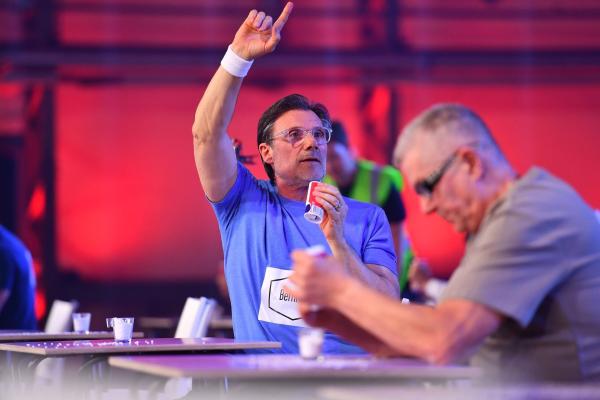 Bild 1 von 11: Bernhard
